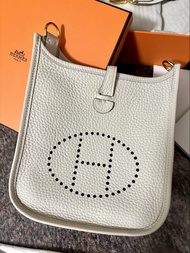 Hermes Mini Evelyne 金扣 奶昔白 Craie