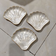 White mini shell plate fan model shell plate