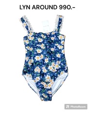 ชุดว่ายน้ำ Lyn around 🍃🌸
