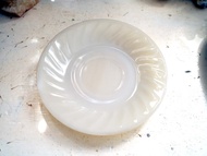 美國中古FIRE KING灰白玉色扭紋花邊茶杯碟子小食碟古董玻璃餐具