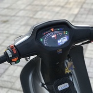 Trọn bộ đồng hồ điện tử Uma Ex10 gắn Wave kèm bợ bợ