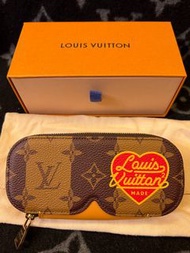 正版 現貨 限量版 Louis Vuitton LV 男女裝 Nigo Vol 2 LV Made GM Glasses Case 眼鏡盒