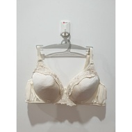 Si bra size 85/90 B leather with lace trim