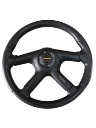 พวงมาลัย พวงมาลัยรถยนต์ พวงมาลัย momo