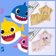 Baby Shark Two piece set of children's pajamas for boys and girls, short sleeved home clothing set, summer thin bag, ice silk air-conditioned suit
