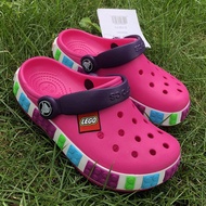 5慧CROCS เลโก้แท้ รองเท้าแตะ รองเท้าชายหาด สำหรับเด็กผู้ชาย และเด็กผู้หญิง สีชมพู