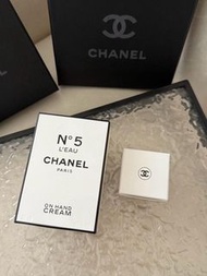 Chanel 冬日套裝
