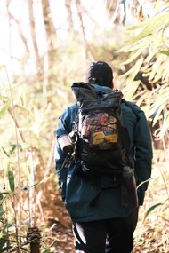 (新版型) 6dots  登山包 40L 55L背包 過夜 露營 登山 大 容量 黑