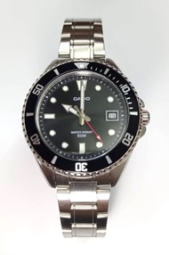 CASIO นาฬิกาข้อมือ รุ่น MDV-10-1A1VDF สายสเตนเลสสตีล