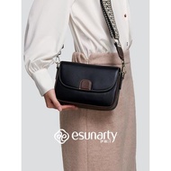 ESUNARTY媽媽款秋天輕便斜挎包