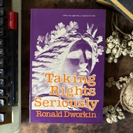 TAKING RIGHTS SERIOUSLY : Ronald Dworkin By : Ronald Dworkin [Original]