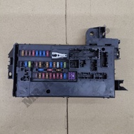 USED 82600-BZC40 / 82600-BZC41 N-N PERODUA AXIA FUSE BOX WITH FUSE 100 % ORIGINAL USED PART HALFCUT 