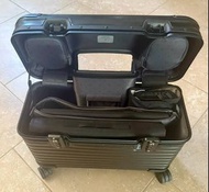 rimowa original aluminium cabin hand carry pilot