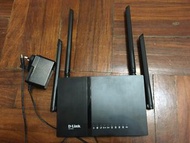 Router D-Link DIR-825