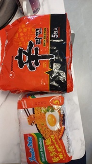 韓國農心辛拉麵 + 印尼營多撈麵