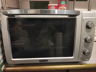 DeLonghi EO32852 中型焗爐
