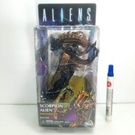 mainan action alien Scorpion alien Alien aliens Neca Detail bagus