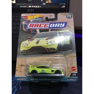 HOTWHEELS RACE ASTON MARTIN VANTAGE GTE PREMIUMDAY