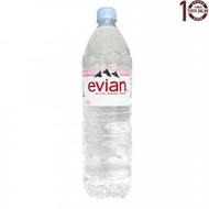 Evian 法國依雲天然礦泉水 1.5公升 (新舊包裝隨機發送)