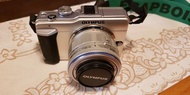 Olympus PL 1 camera 相機