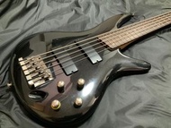 Ibanez soundgear SR300E- 5-string bass iron pewter color