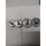 Maguro 1000 to 8000 reel gears