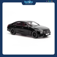 Mercedes Benz E Class E450 W214 1:18 ISCALE Model