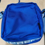 Supreme 斜孭袋