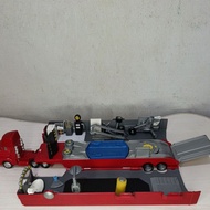Disney Pixar Cars Lightning McQueen Mack Playset Carwash 2005