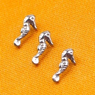 Helix piercing Minimalist Hypoallergenic Cute Design ASTM-F136 titanium Mini Hippocampus Piercing Ea