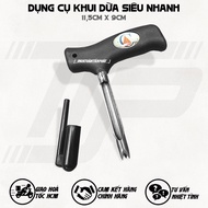 Coconut Opener / Convenient Coconut Opener