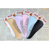 Short Invisible Socks Below the Ankle