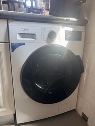 Midea 美的前置式洗衣機