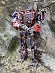 Optimus Prime Weijiang M01 Commander Repaint