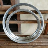 Did JAPAN Aluminum Rims 21-160 18-215 SILVER Used In Indonesia