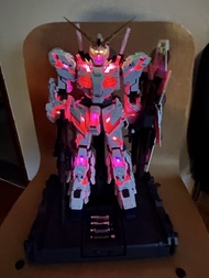 成品 Bandai PG 獨角獸高達 & Bandai LED unit
