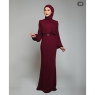 Tyana dress camellia empire maroon in size S