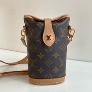 LV Fold Me Pouch 薯條包