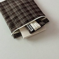 iPad 書本收納包 009 棕格紋