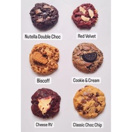 HOMEMADE GIANT SOFT COOKIES