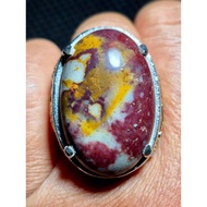 Five-colored agate stone with face motif dimensions 31.20.10