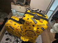 B.Duck 黃色兒童行李箱