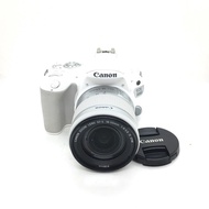 Canon 200D + 18-55mm IS STM