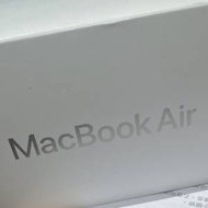 全新13” Apple Macbook Air M5