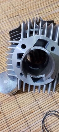 Head suzuki a100 onderdil suzuki a100 blok suzuki a100 piston a100 seher a100