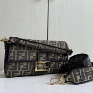 Fen baguette baguette baguette Canvas Embroidery Classic F Fabric Portable Messenger Bag Female Bag 