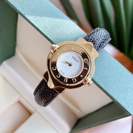 Time Casual -- Gucci vintage Women's Watches The Retro Style Blows in The Years Whether It Is Costum