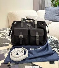 ✨Prada Saffiano尼龍皮革公文包手提包單肩包 男款 黑色