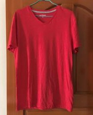 (J9) 男裝 IN EXTENSO 橘紅V領輕便休閒素面短袖T恤~M號~99元起標~~