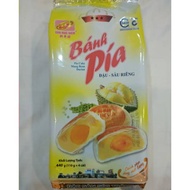 Pia Durian Salted Egg *** (3 Stars) Vietnam - Prod. 06 October 2018 - Exp. December 19th 2019
